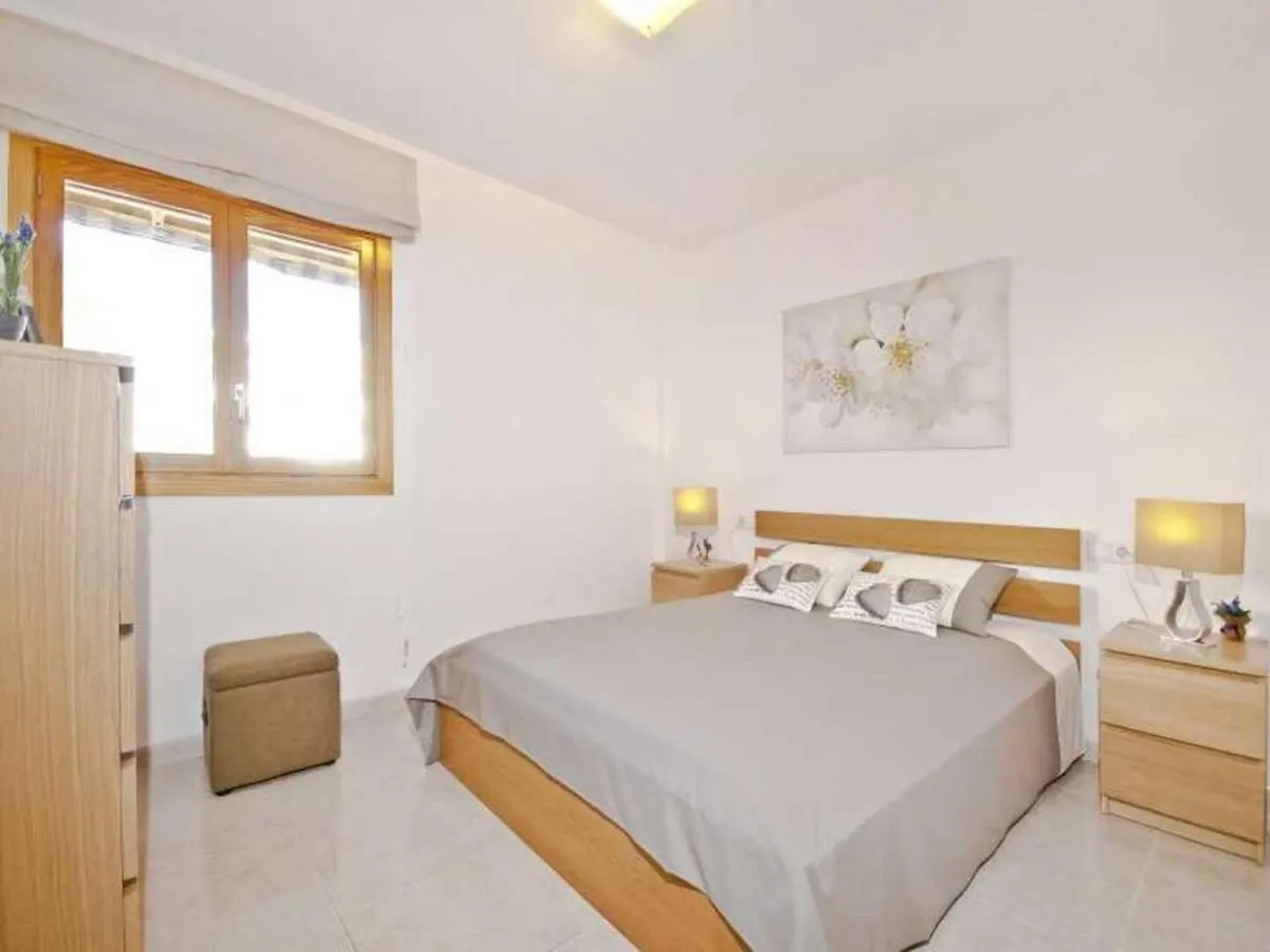 Es Pinaret Apartment Поланко