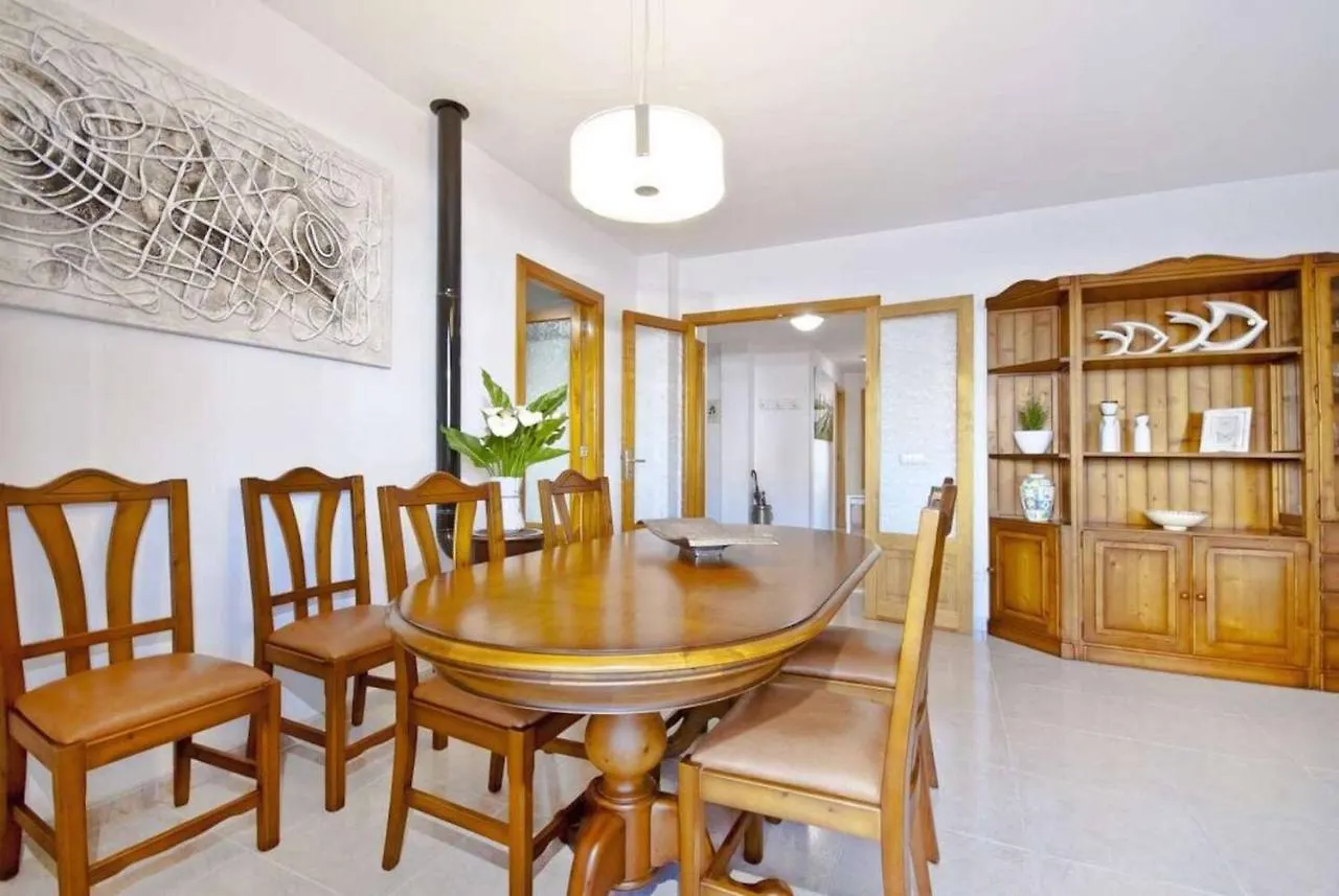 Es Pinaret Apartment Поланко
